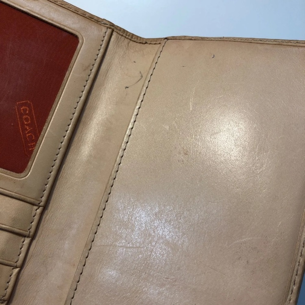 COACH Wallet - Picture 5 of 8